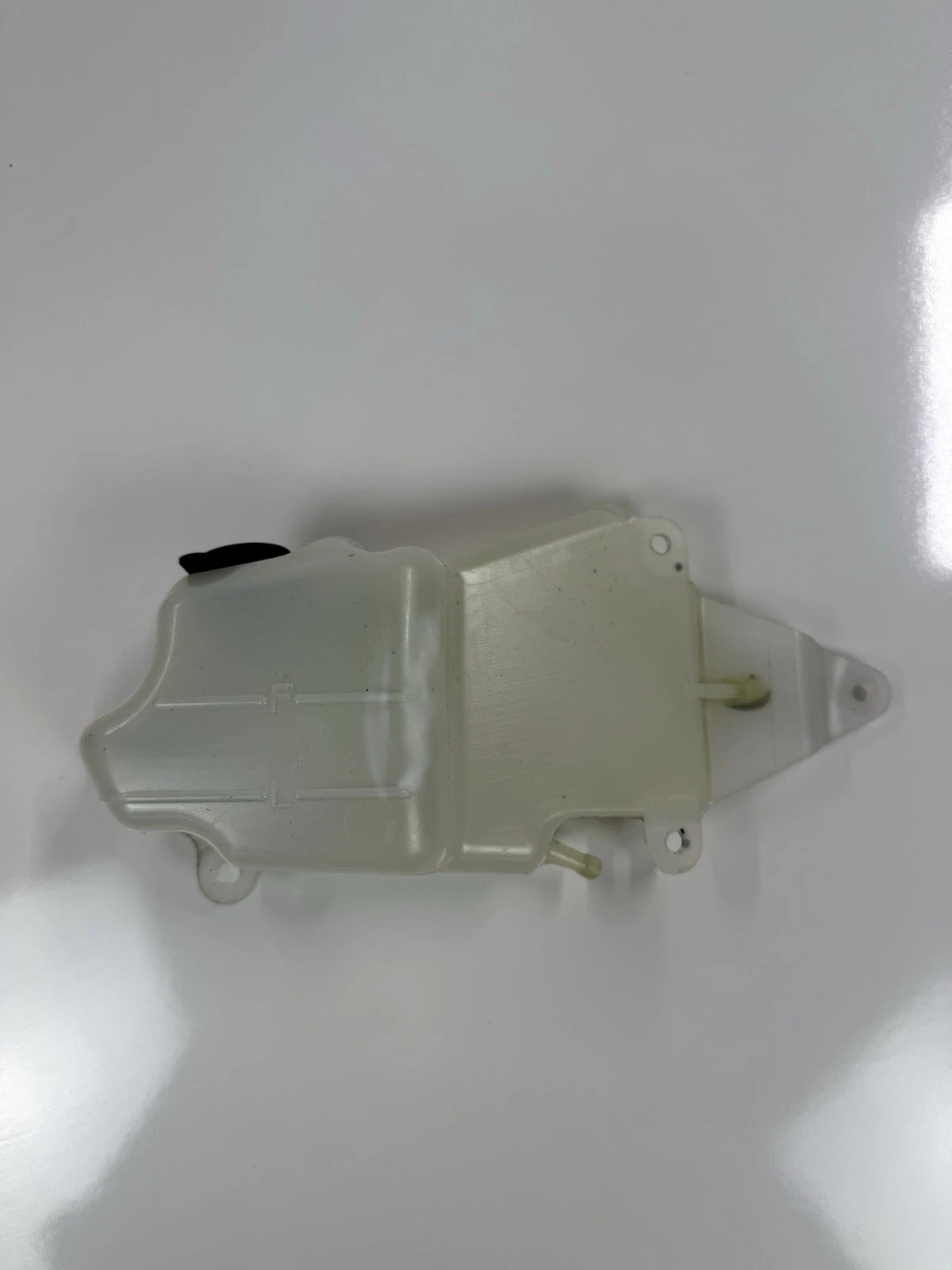 ✅ 2002 Kawasaki VN1500 OEM Coolant Tank