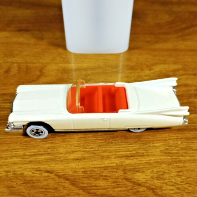 Hot Wheels Vintage '59 Caddy Eldorado Pearl White WW Whitewall 54