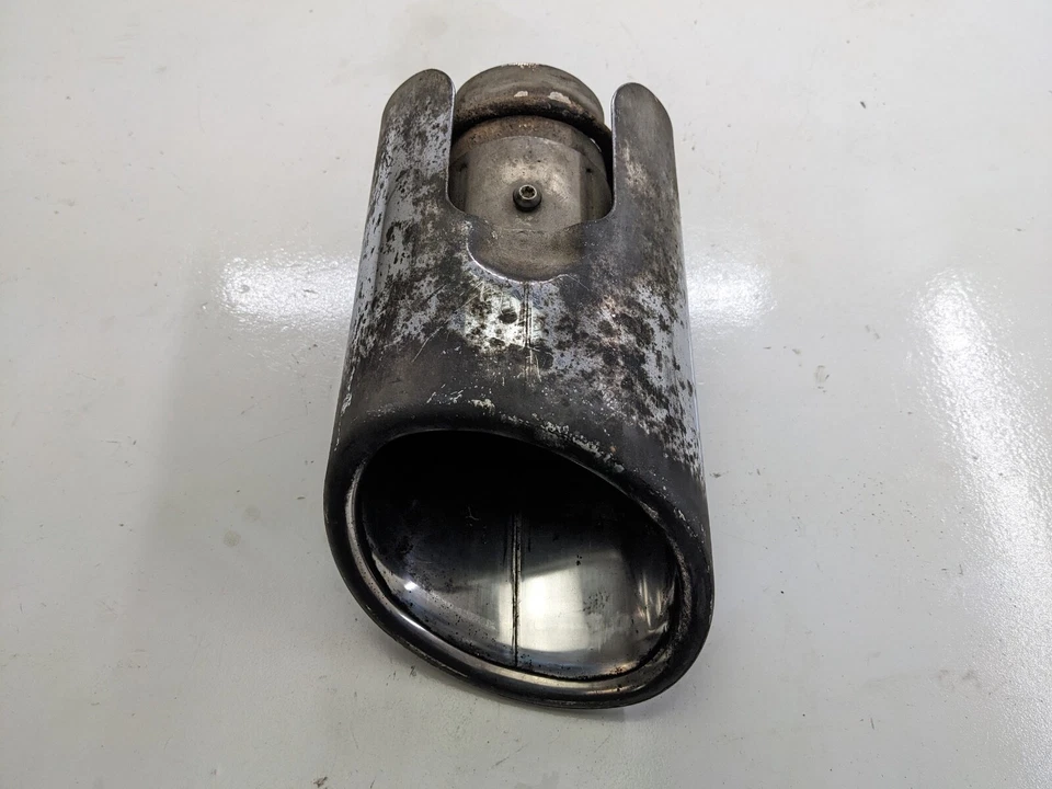 TUBO ESCAPE TRASERO DERECHO MERCEDES-BENZ CLASE R R320 W251 3.0 V6 TUBO ESCAPE Foto 3 de 4