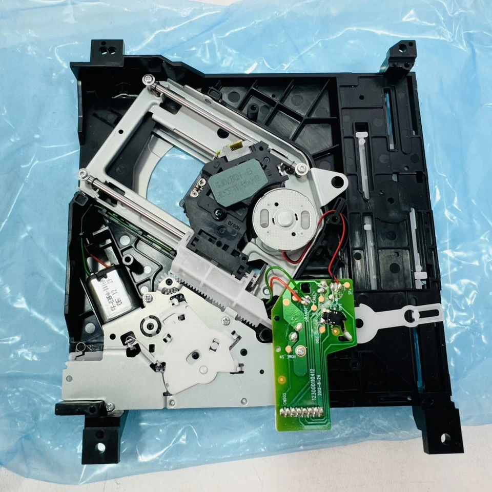 Genuine OEM Marantz, Denon, Yamaha, JVC DL-10HJ-00-048 Replacement DVD CD Drive - Image 2 of 4