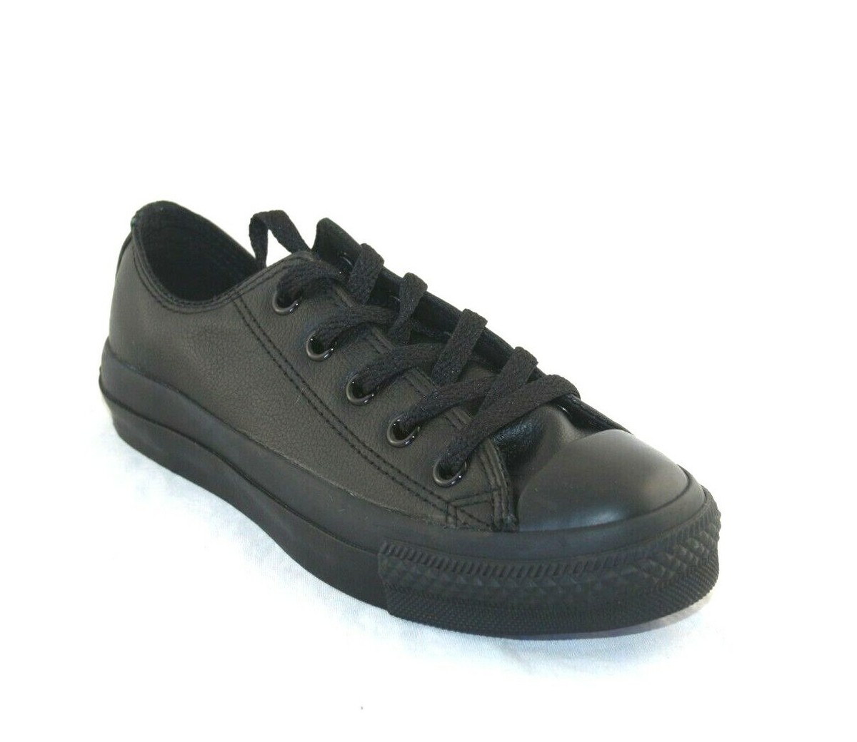 Converse Chuck Taylor All Star Leather Low Top 1T865 ALL Converse Chuck Taylor All Star Leather Low Top 1T865 ALL
