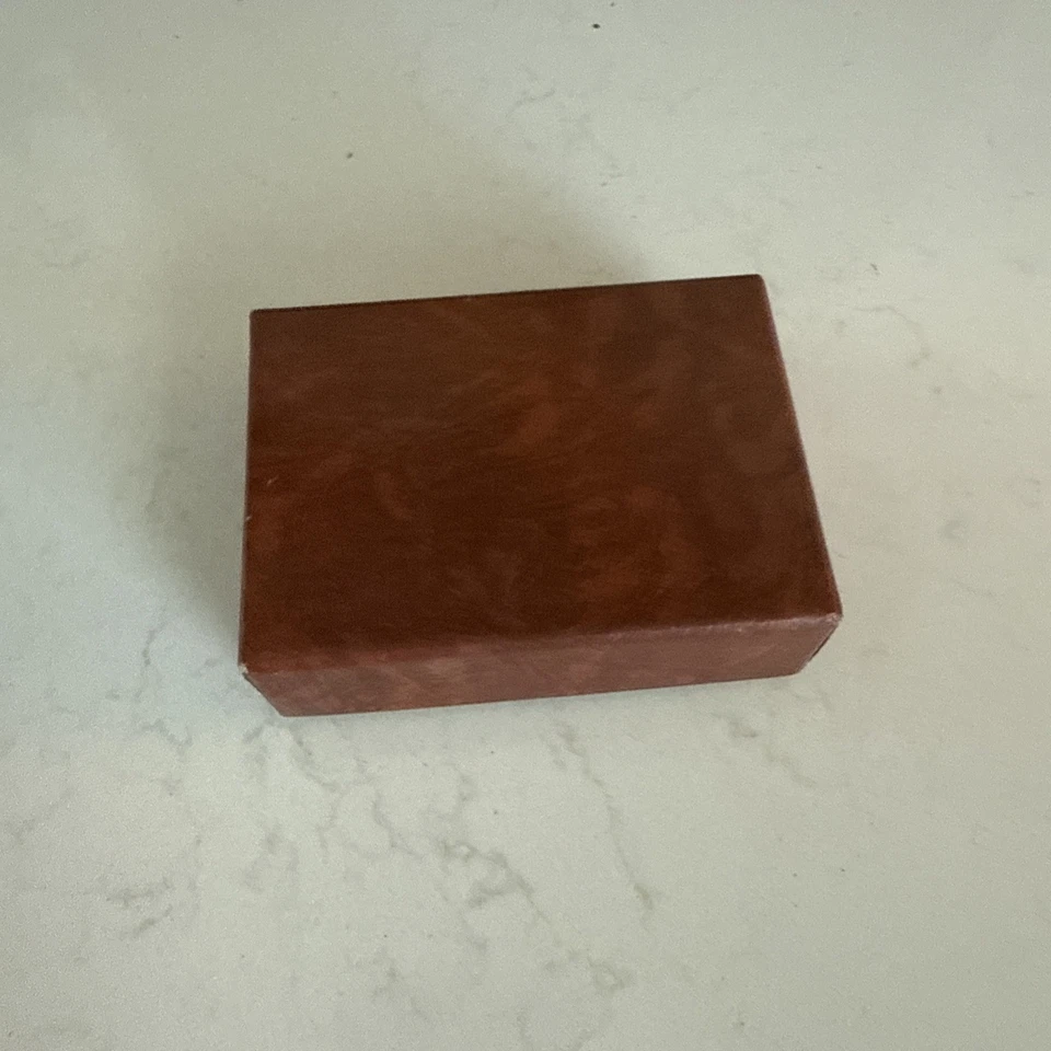 Cadena de corbata o barra de corbata vintage dorada para hombre ópalo o ágata Foto 2 de 4