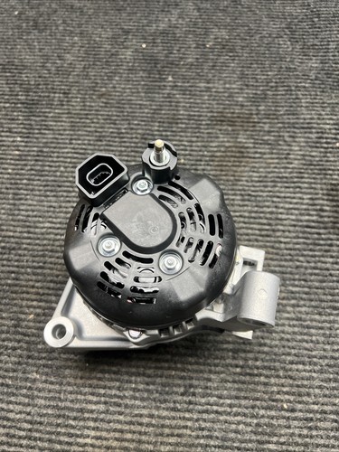 OEM GM 10335498 Alternator - Picture 4 of 7