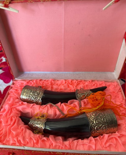 VTG Set of 2 Ceremonial Drinking Bull Horn Ornate Silver-Plated w/ Box Khantsi