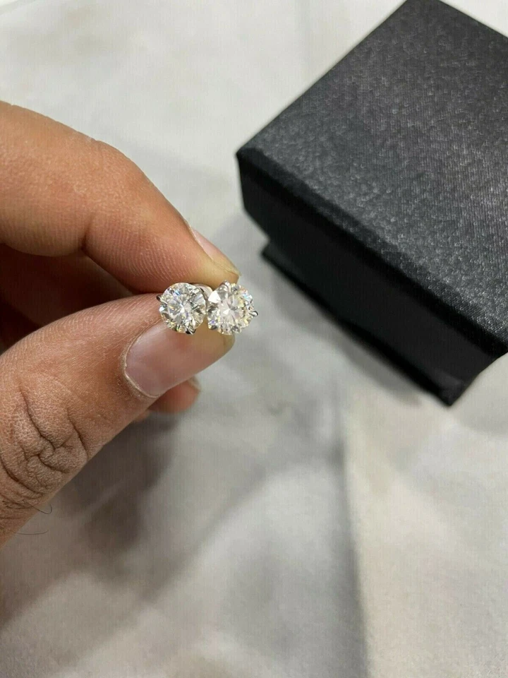 Natürlicher Diamant-Ohrstecker 0,50 kt Rundschliff 3 Krappen Damen in 14 K Weißgold - Bild 3 von 4