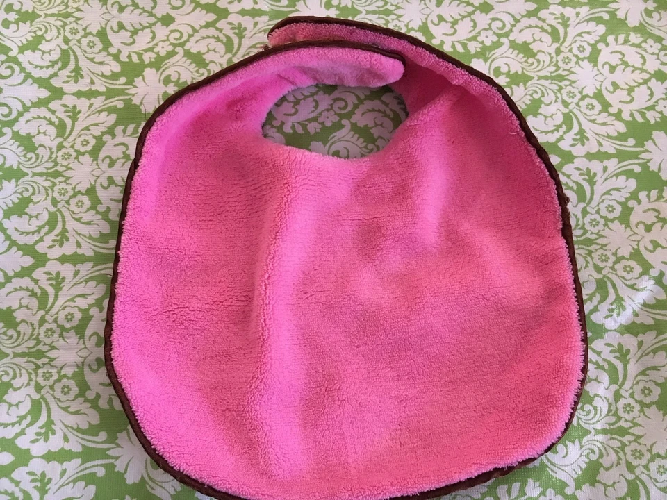 Babero de bebé Caden Lane rosa rosa Foto 4 de 4