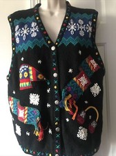 Vintage 1980  s Ashley Hill Christmas Hand knit Sweater Vest High Quality Sz Med