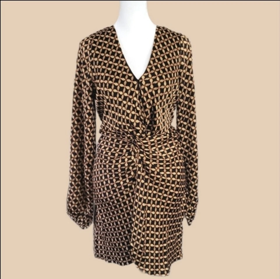 VALENTINO Minidress Valentina rosa visone nuova con etichette finta confezione nodo anteriore manica a campana taglia Med $139