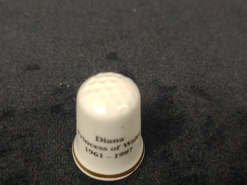 Vintage Princess Diana Bone China Thimble Sheltonian Princess of Whales - Picture 4 of 6
