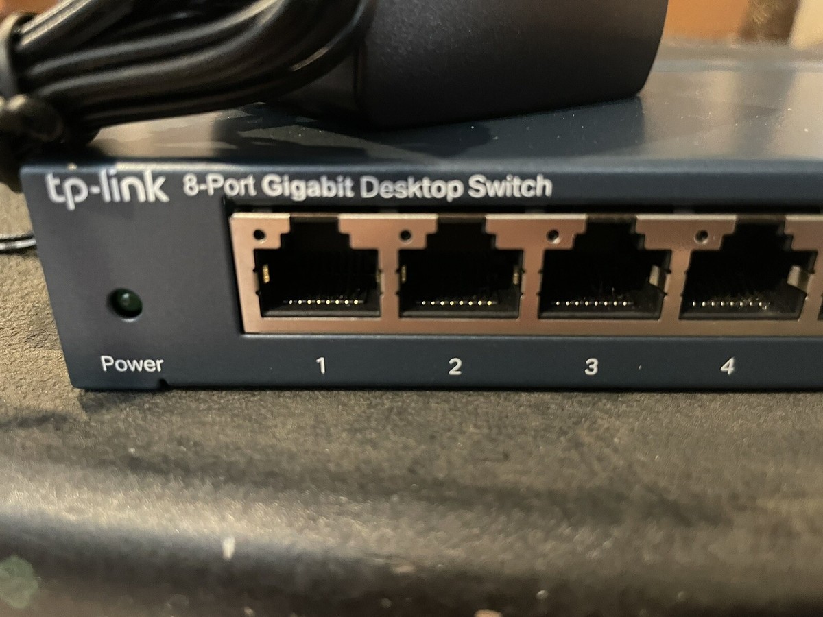 TP-LINK Switch Gigabit 8 Ports – TL-SG108 (occasion, Vendu Sans Accessoires)