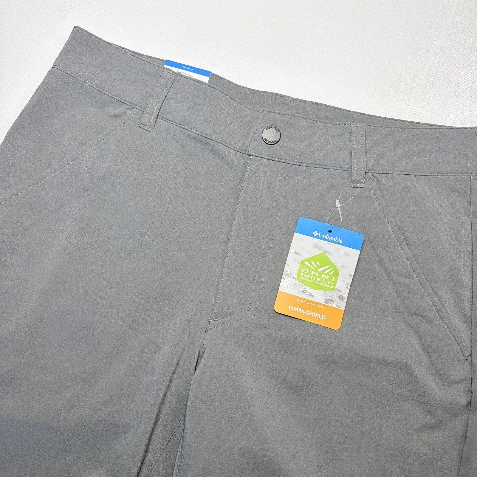 Columbia Omni Shield Performance Shorts Mens 30x7 Gray Outdoor Hiking Golf NWT