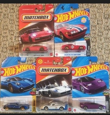 2025 Hotwheels Exotic (Set of 5). Bugatti, Ferrari, Maserati, Pagani, & Porsche.