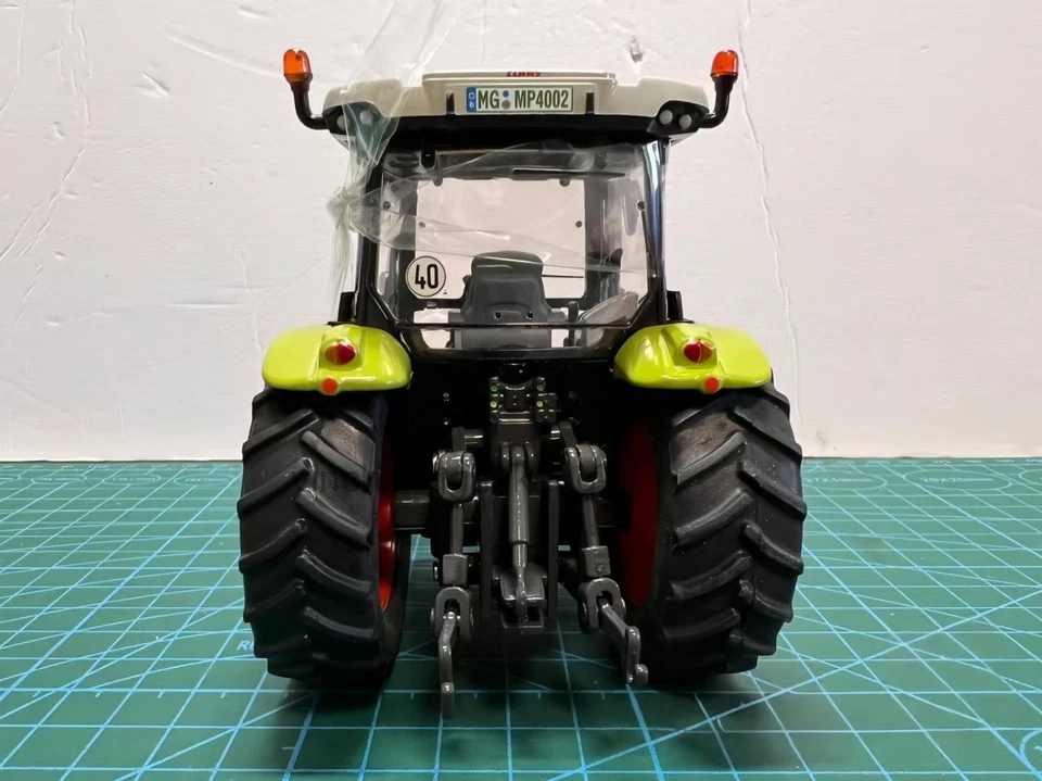 USK 1:32 CLAAS ATOS 340 Wheel Tractor Model Agricultural Machinery Model Car - Image 4 of 4
