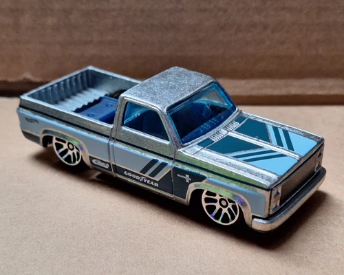 Hot Wheels '83 Chevy Silverado Zamac NEW Loose