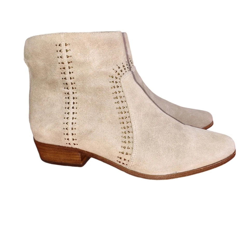 Joie Lucy Studded Ankle Boots in Cement size 38 US 8 - Image 3 of 4