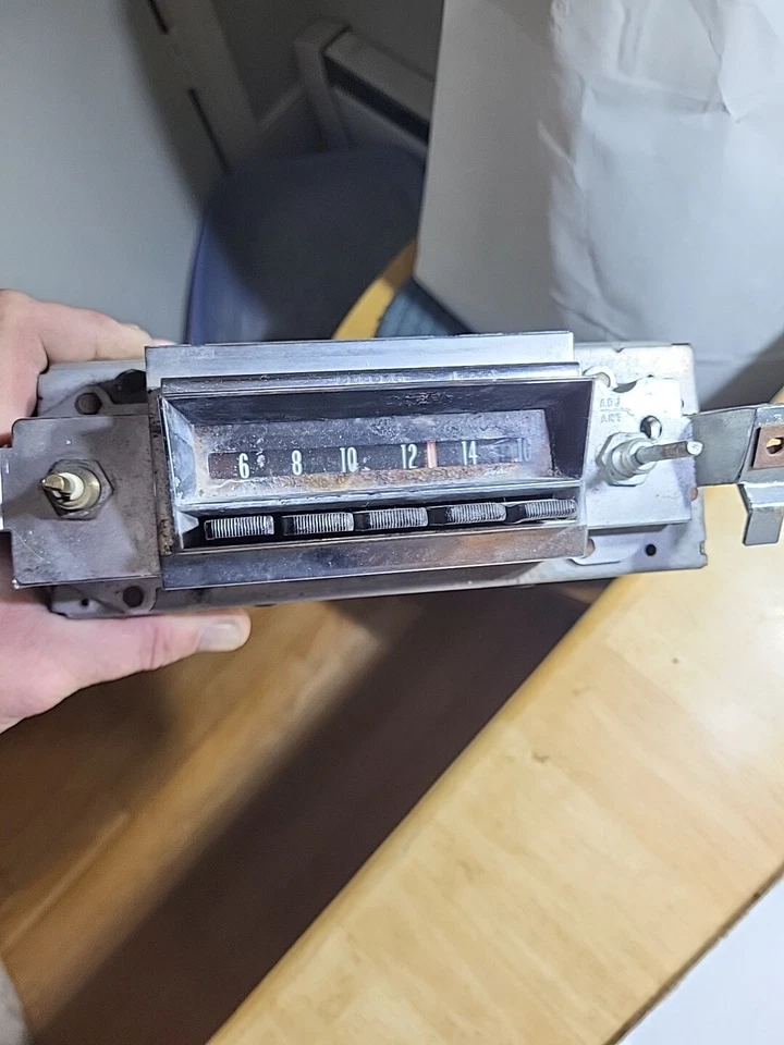 1967 - 1968 Vintage Oem Delco AM Radio 7298249 Chevrolet Camaro Pontiac Firebird - Image 2 of 4