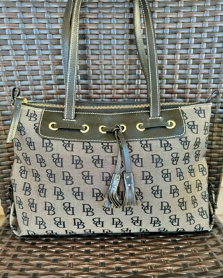 Db Purse Dooney Bourke Signature DB Handbag Purse Gray