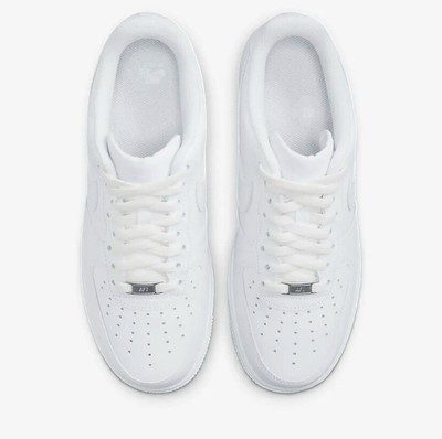 White Nike Air Force 1 