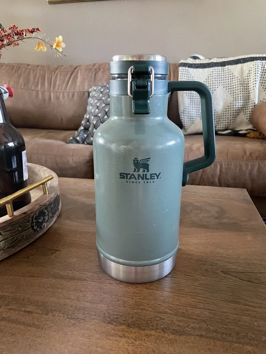 Insulated Growler Pitcher 64oz STANLEY