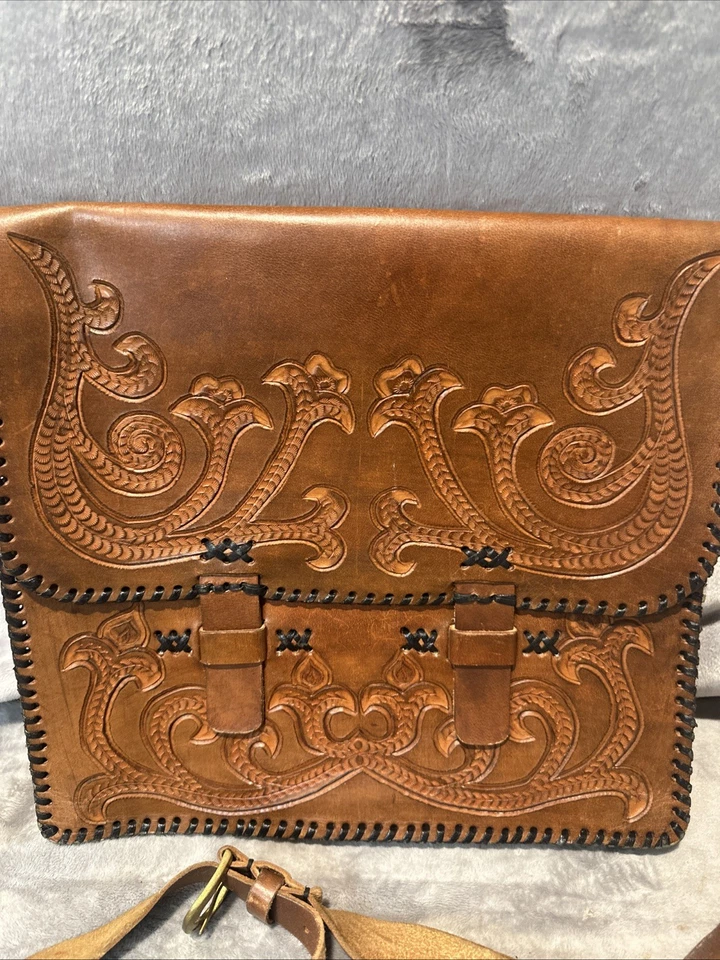 Bolsa de ombro feita sob medida - Imagem 2 de 4