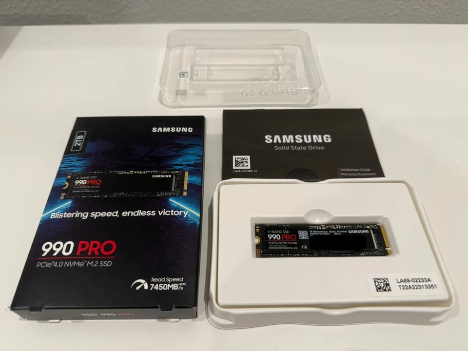 Samsung 990 Pro 2TB PCIe 4.0 NVMe M.2 SSD - Komplett