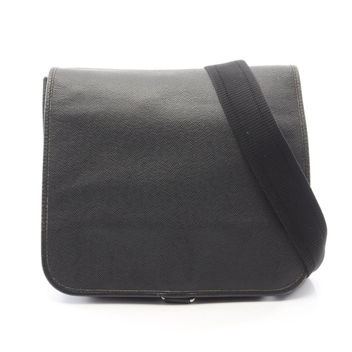 LOUIS VUITTON Andrei Taiga Ardoise Shoulder Bag M32482 Black Leather