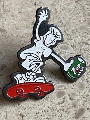 Pin s 7 Up Fido Dido Skateboard Rot