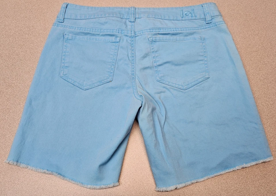 Pantalones cortos chinos de tiro bajo LEI Ashley talla 11 azul claro pantalones cortos de verano Foto 2 de 4