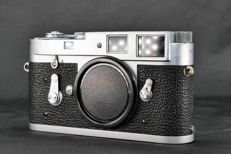 LEICA M2 silber mit OVP frischer Service - ROTER PUNKT KAMERA An+Verkauf - Bild 4 von 4