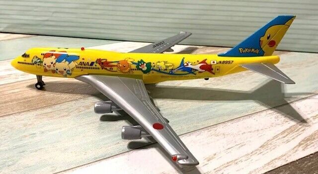 ANA Pokemon Pikachu Jumbo JA8957 ANA airplane model (no box) 8in 