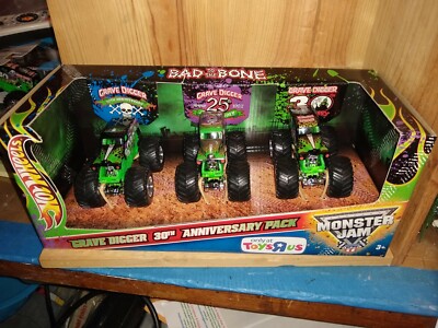 Hot Wheels Toys R Us Grave Digger 30th Anniversary Pack very hard to find 
