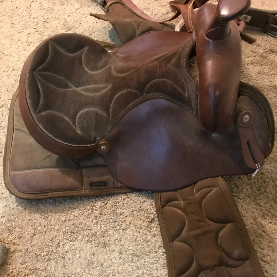 Sela de cavalo ocidental Court's Saddlery Company 16" - Imagem 4 de 4