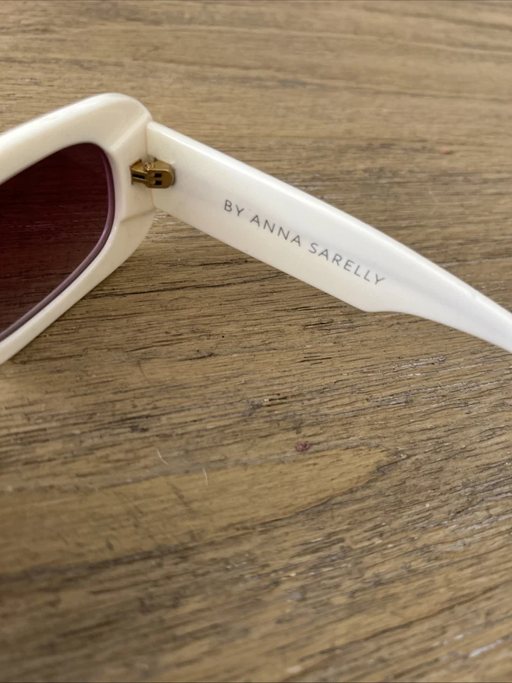 Gafas de sol Anna Sarelly Foto 2 de 4