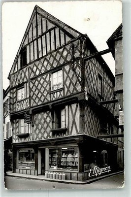 39469275 - Dreux ,aison du XVe siecle Grand Rue Geschaeft