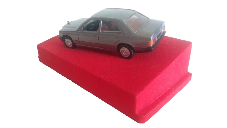 MERCEDES 190 VEREM 1/43 - Immagine 3 di 3