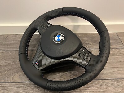Volant BMW SERIE 1 3 E81 E82 E87 E88 E90 E91 E92 E93 M CARBONE FORGÉ