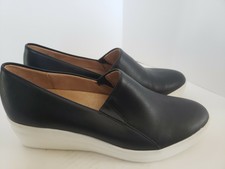 sandra slip on sneaker