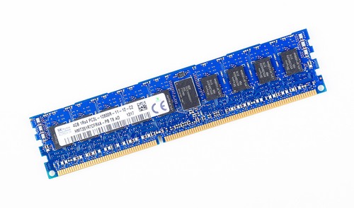 SK hynix 4GB 1Rx4 PC3L-12800R DDR3 Registered RAM Modul ECC HMT351R7CFR4A-PB