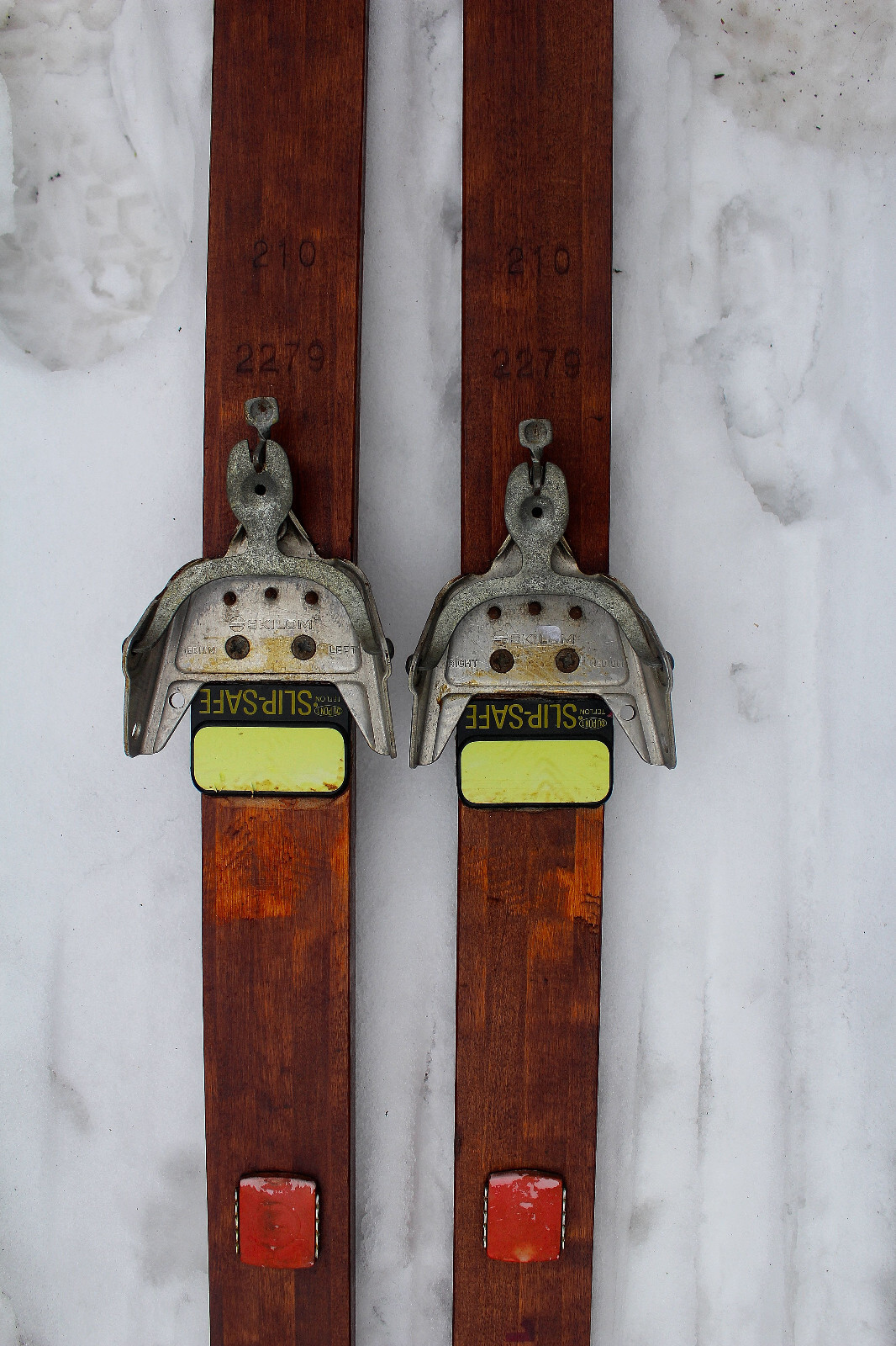 Vintage Wood Cross Country Skis Skilom Norway 210 CM Rochester NY Great