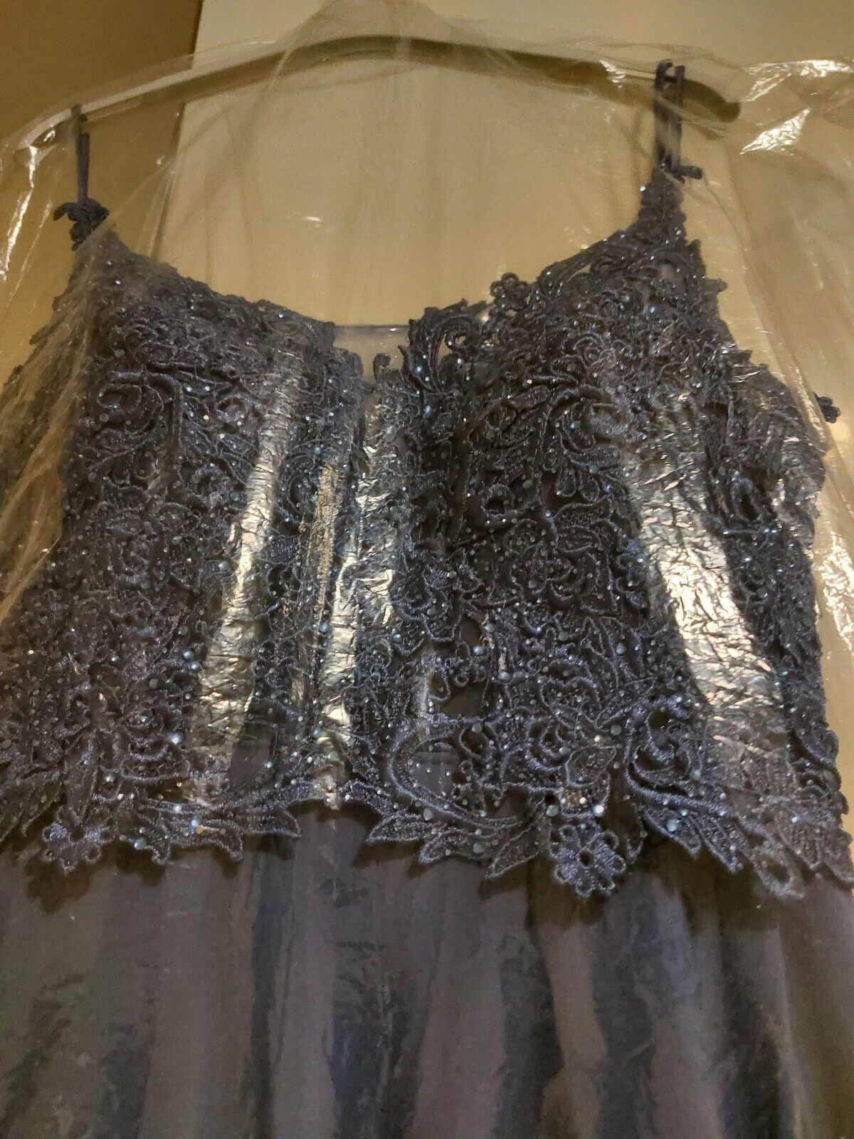 Foto 3 di 3