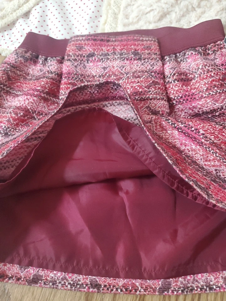 Nuevo Chaleco y Falda Putfit 5T de Piel Sintética Genuina para Niñas Pequeñas Genuinas para Niños Pequeñas Foto 3 de 4