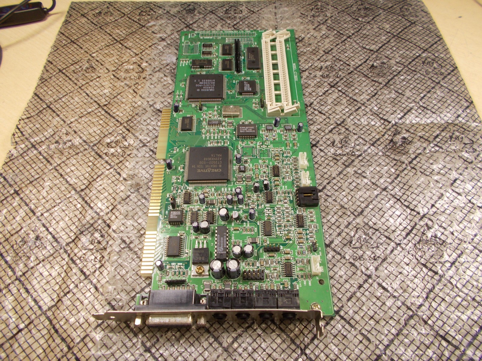 Creative Sound Blaster 32 CT3600 ISA Sound Card + MIDI
