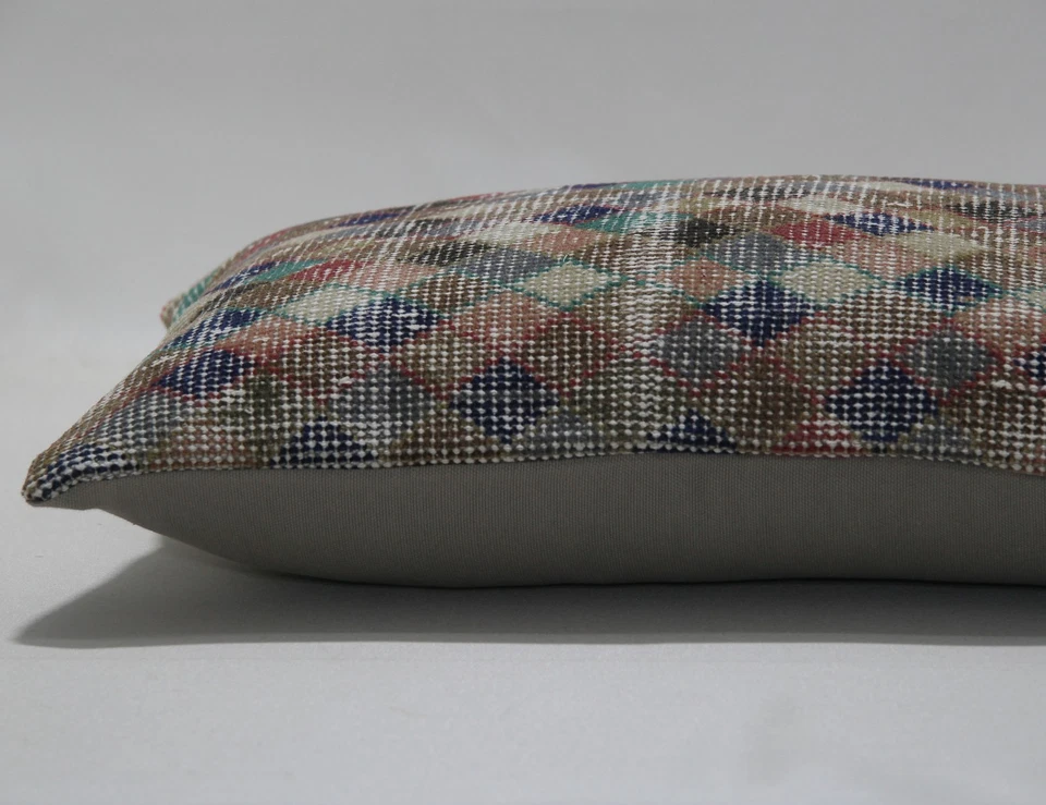 Vintage Turkish Kilim Cushion Cover Vintage Persian Tribal Bohemian Ethnic Art - Image 4 of 4