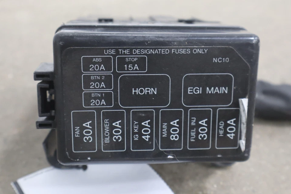 Mazda Miata 1999-2000 NB motor relé de fusibles caja de conexiones con arnés Foto 2 de 4