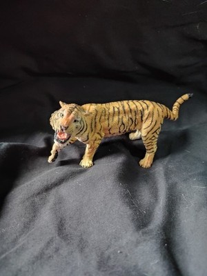 Papo Growling Male Tiger Figure 2015