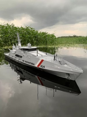 3D-printed 1/48-scale Cape Class patrol boat model kit, unpainted