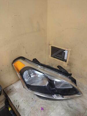 2010-2011 KIA SOUL Right Passenger Front Headlamp Assembly OEM