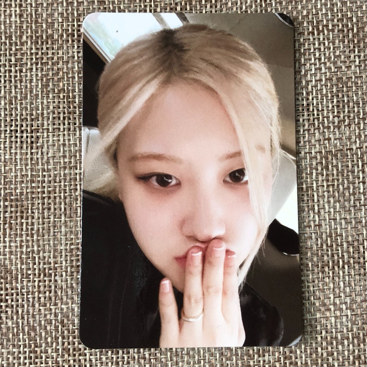 BLACKPINK ROSÉ kissme photocard Blackpink Official Photocard Photo Card Born Pink Pink Venom