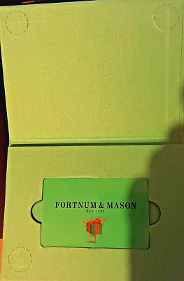 BRANDNEU: Fortnum & Mason GESCHENKKARTE & Halter Set - £51