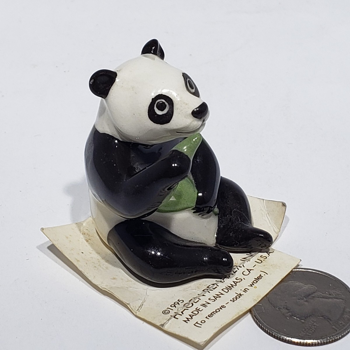 VTG Hagen Renaker 1995 Panda Porcelain Figurine Eating Bamboo On